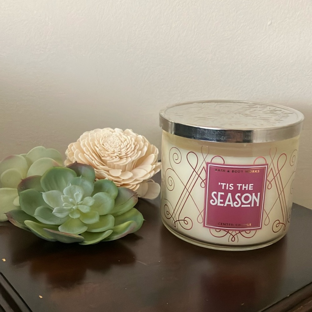 Bath & Body Works 3-Wick Candle ‘TIS THE SEASON